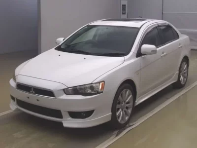 Mitsubishi GALANT FORTIS  с аукциона в Японии