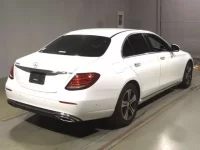 Mercedes-Benz E CLASS лот № 5018 оценка 4  с аукциона в Японии 1