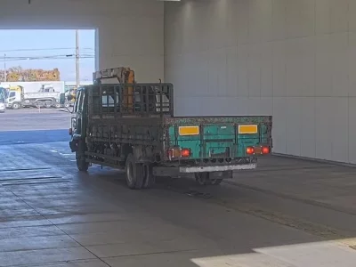 Isuzu FORWARD  с аукциона в Японии