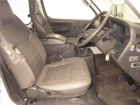 Toyota HIACE лот № 70248 оценка 3.5  с аукциона в Японии 4