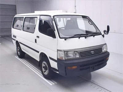 Toyota HIACE  с аукциона в Японии