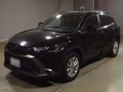 Toyota COROLLA CROSS  с аукциона в Японии