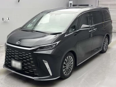Lexus LM