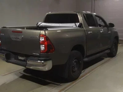 Toyota HILUX  с аукциона в Японии