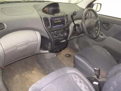 Toyota FUNCARGO  с аукциона в Японии