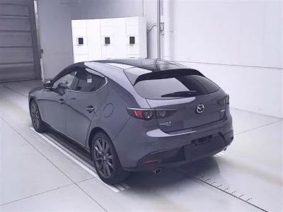 Mazda MAZDA3  с аукциона в Японии