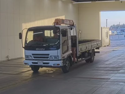 Isuzu FORWARD  с аукциона в Японии