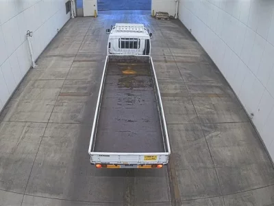 Isuzu FORWARD  с аукциона в Японии