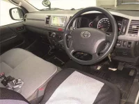 Toyota HIACE VAN лот № 70444 оценка R  с аукциона в Японии 2