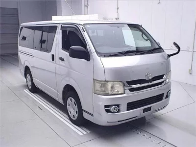 Toyota HIACE VAN  с аукциона в Японии
