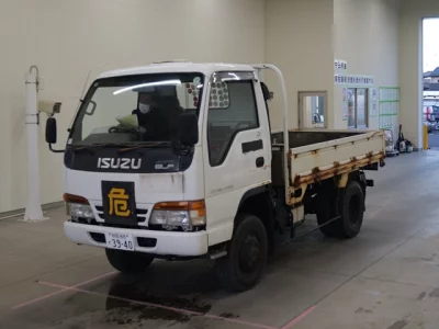 Isuzu ELF