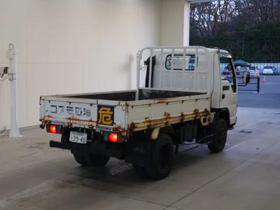 Isuzu ELF