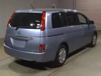 Toyota ISIS лот № 4120 оценка 3  с аукциона в Японии 1