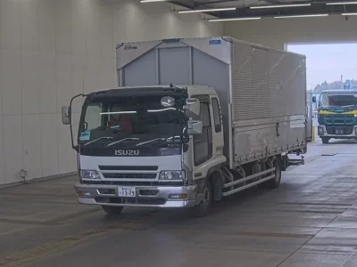 Isuzu FORWARD  с аукциона в Японии