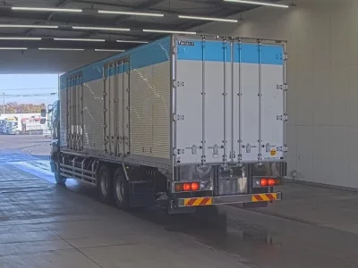 Hino PROFIA  с аукциона в Японии