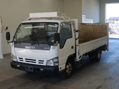Isuzu ELF  с аукциона в Японии