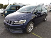 Volkswagen GOLF TOURAN лот № 495 оценка 4  с аукциона в Японии 3