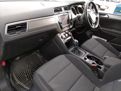 Volkswagen GOLF TOURAN  с аукциона в Японии