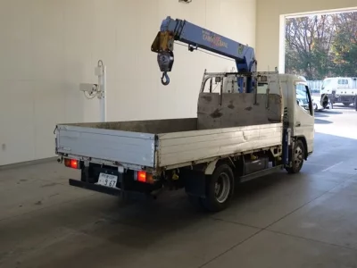 Mitsubishi CANTER  с аукциона в Японии