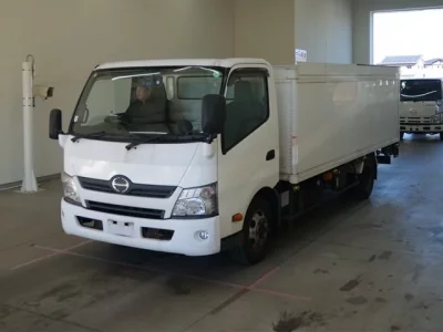 Hino DUTRO  с аукциона в Японии