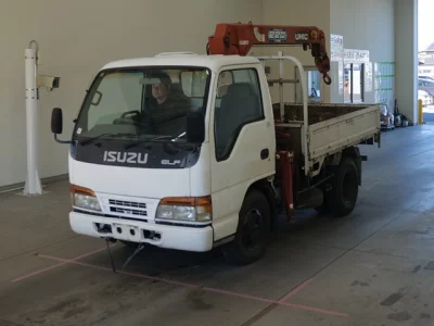 Isuzu ELF