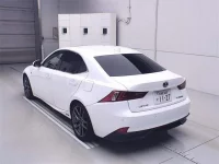 Lexus IS лот № 60235 оценка 4.5  с аукциона в Японии 1