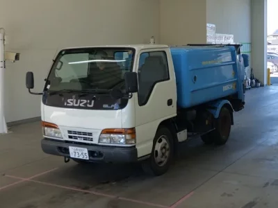 Isuzu ELF