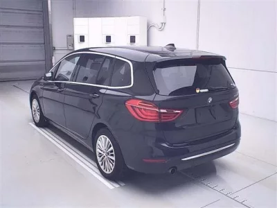 BMW 2-Series  с аукциона в Японии