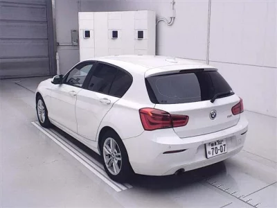 BMW 1-Series  с аукциона в Японии