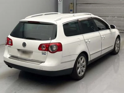 Volkswagen PASSAT VARIANT