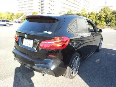 BMW 2-Series  с аукциона в Японии