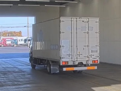 Mitsubishi FUSO FIGHTER  с аукциона в Японии