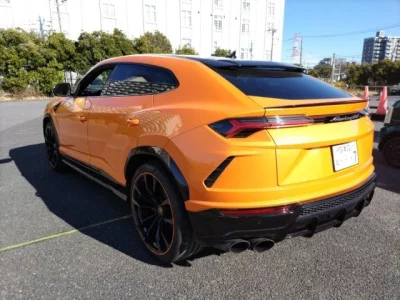 Lamborghini URUS