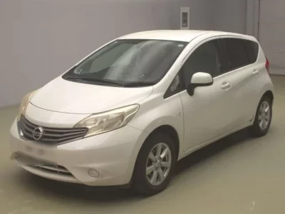 Nissan NOTE  с аукциона в Японии
