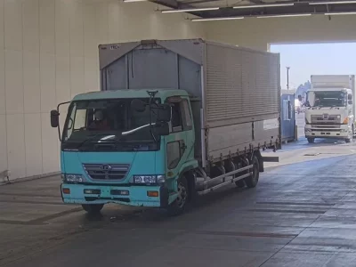 Nissan TRUCK  с аукциона в Японии