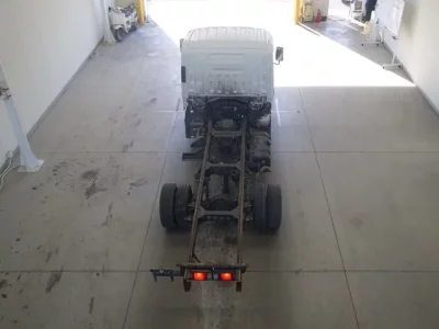 Isuzu ELF  с аукциона в Японии