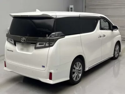 Toyota VELLFIRE  с аукциона в Японии