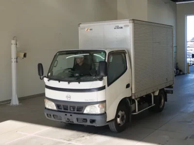 Hino DUTRO  с аукциона в Японии