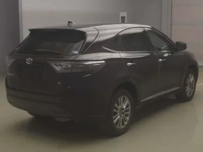 Toyota HARRIER  с аукциона в Японии