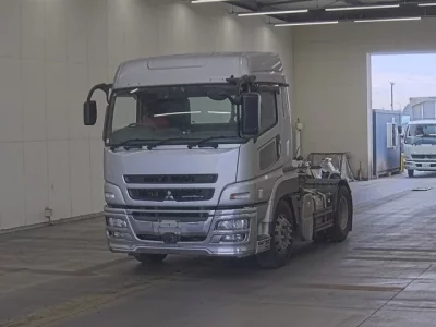 Mitsubishi SUPER GREAT  с аукциона в Японии