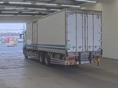 Mitsubishi SUPER GREAT  с аукциона в Японии