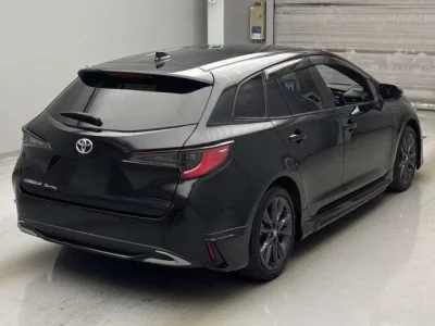Toyota COROLLA TOURING  с аукциона в Японии