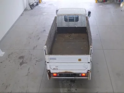 Isuzu ELF  с аукциона в Японии