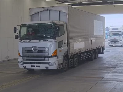 Hino TRUCK