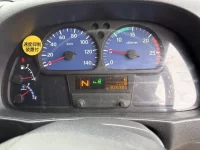 Nissan QUON лот № 4437 оценка 3  с аукциона в Японии 5