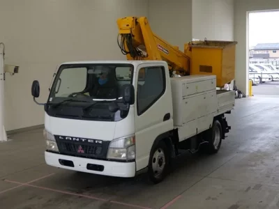 Mitsubishi CANTER  с аукциона в Японии