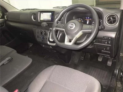Nissan CARAVAN VAN  с аукциона в Японии