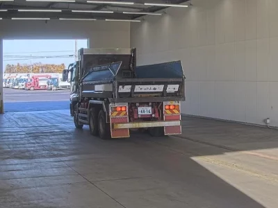 Mitsubishi SUPER GREAT  с аукциона в Японии