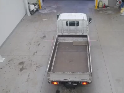 Toyota DYNA  с аукциона в Японии