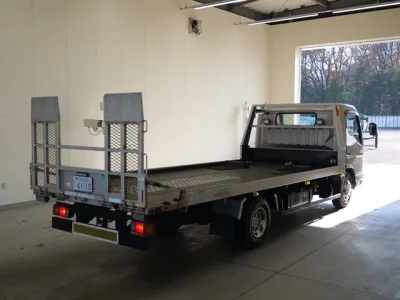 Mitsubishi CANTER  с аукциона в Японии